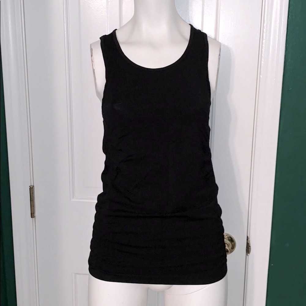 Active wear top size small